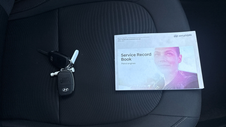 Hyundai i10 1.0 SE 5dr Petrol Hatchback